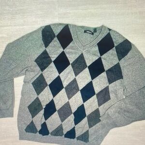 Claiborne Men's V-Neck Argyle Sweater - Gray and Black